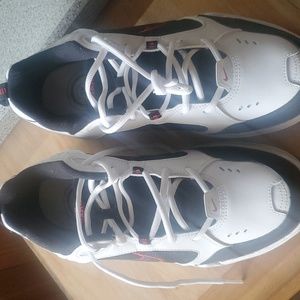 Mens Nike Air Monarch size 10.5 wide Never worn.
